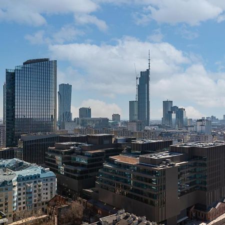 Platinum Towers Apartment With Parking By Renters Prestige Варшава Экстерьер фото